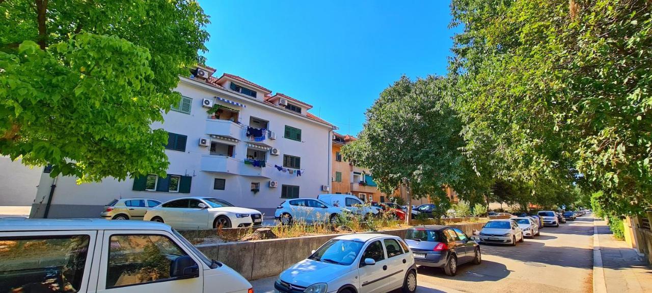 Attic Split Apartment Near City Centre Εξωτερικό φωτογραφία