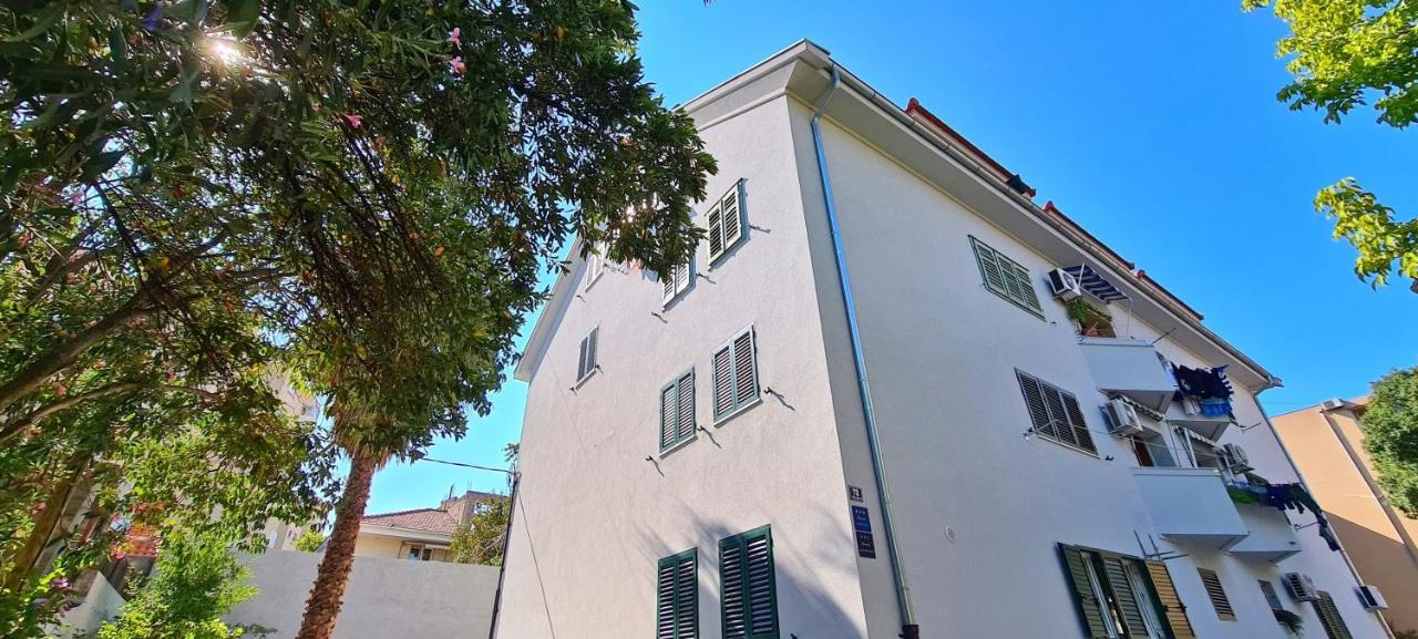 Attic Split Apartment Near City Centre Εξωτερικό φωτογραφία