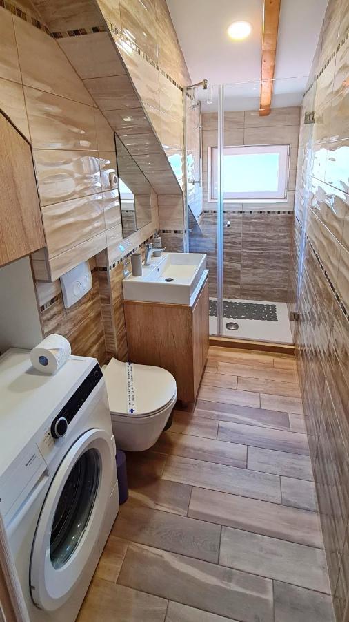 Attic Split Apartment Near City Centre Εξωτερικό φωτογραφία